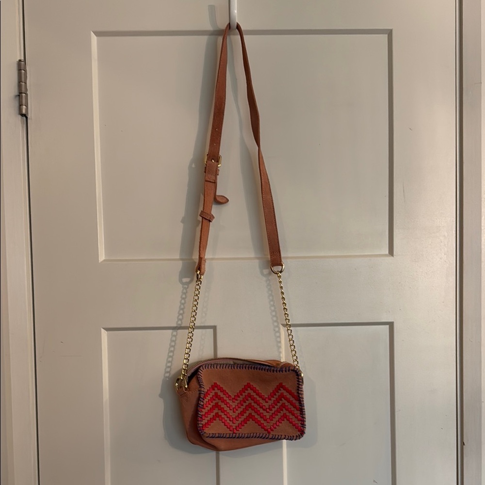 Abercrombie & Fitch Stylish Tan and Red Chevron Women's Bag